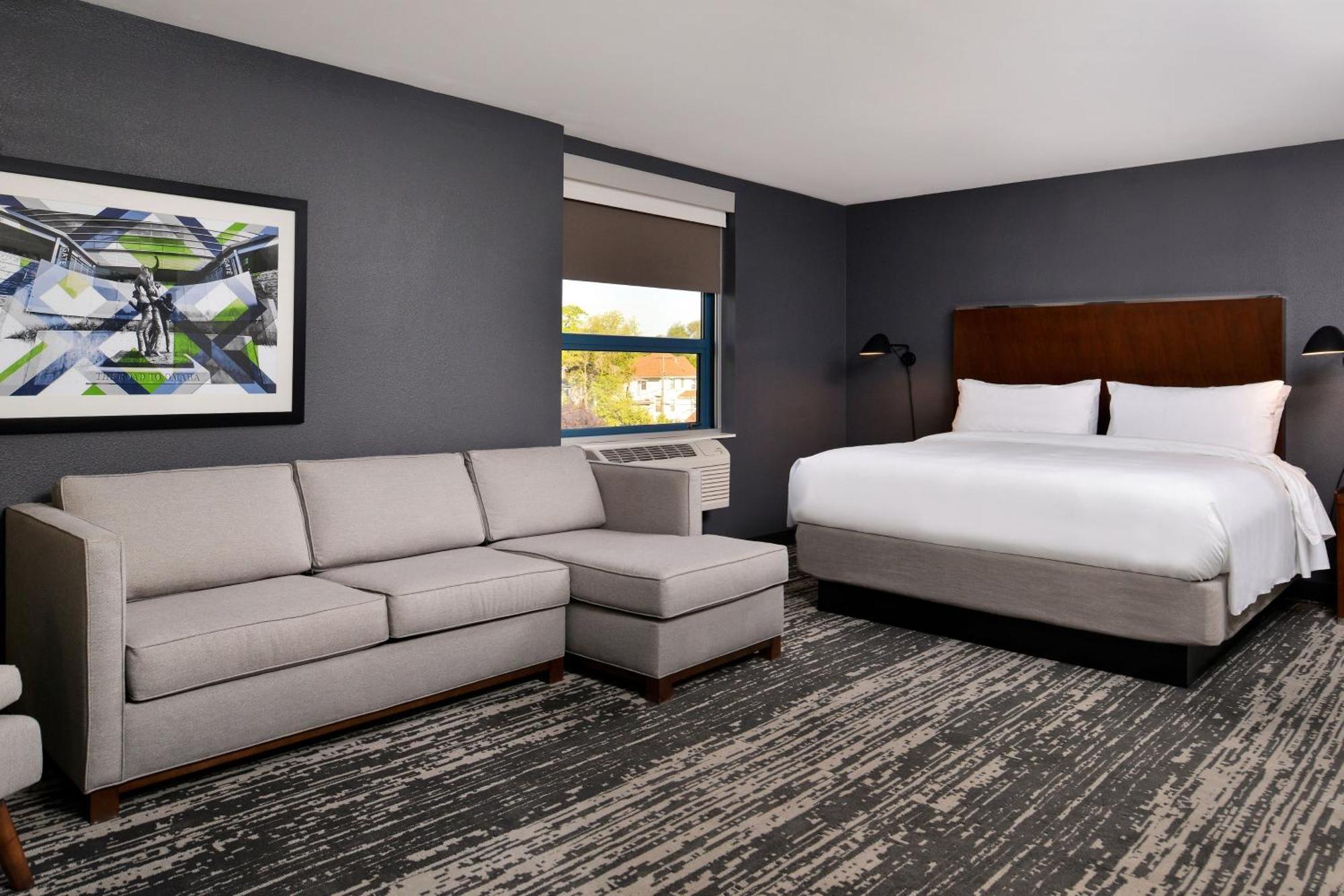 Four Points By Sheraton Omaha Midtown Exterior foto